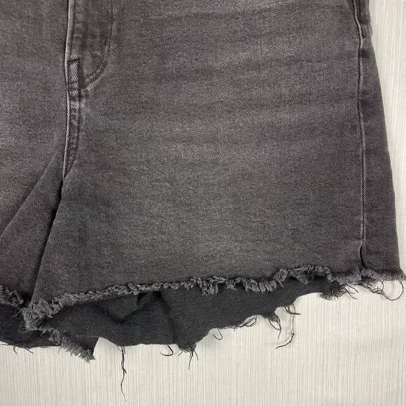 American Eagle Womens 16 Black Denim Highest Rise Boyfriend Short Y2K Grunge - Picture 3 of 11